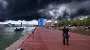 Explosion et incendies chez Lubrizol à Rouen : qu'en est-il du risque toxique ?