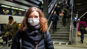Face au virus, comment l'Etat a failli dans la gestion des stocks de masques