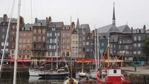 1/2 A Honfleur, vent de fronde citoyenne contre le baron Lamarre 