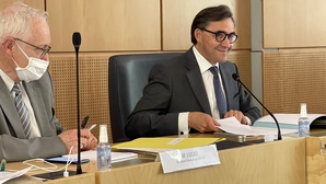 Les velléités du Département de Seine-Maritime de promouvoir un agent condamné suscitent un tir de barrage des syndicats