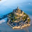 Au Mont-Saint-Michel, les catholiques identitaires installent leurs réseaux