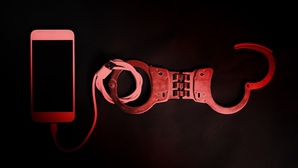Trafic de téléphones portables à la prison de Rouen sur fond de soupçons de corruption d'agents pénitentiaires  