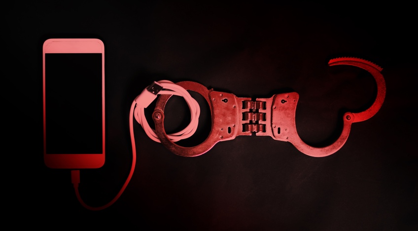 Trafic de téléphones portables à la prison de Rouen sur fond de soupçons de corruption d'agents pénitentiaires  