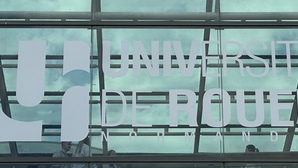 En dépit de son pedigree, un fonctionnaire révoqué rebondit à l'université de Rouen et dans la politique locale