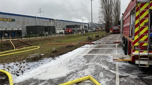 Près de Rouen, après l'incendie Bolloré Logistics, l'environnement souillé 